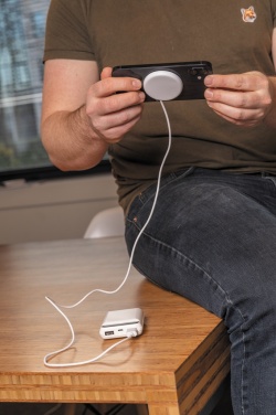 Logotrade werbemittel das Foto: 5W magnetischer Wireless Charger