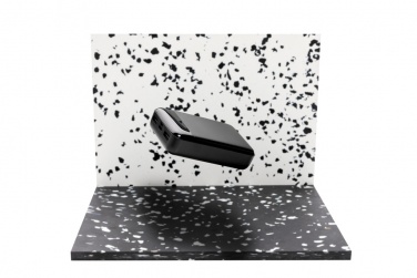 Logotrade reklaamkingituse foto: RCS-standardi taaskasutatud plastist 10 000 mAh akupank