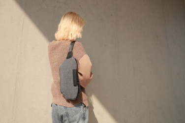 Logotrade ärikingituse foto: Õlakott Urban Bumbag