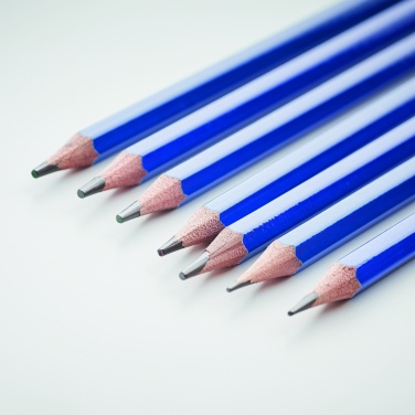 Logo trade ärikingi pilt: 40-osaline kunstikomplekt kohvris