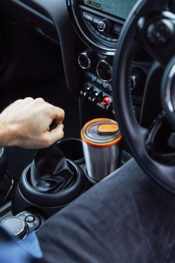 Logo trade mainoslahja ja liikelahja tuotekuva: Black+Blum eristetty juomapullo matkalle 600ml