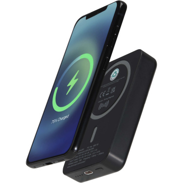 Logo trade liikelahja kuva: Acrab 10 000 mAh:n ja 15 W:n magneettinen langaton varavirtalähde, jossa 20 W:n PD – valmistettu kierrätetystä muovista