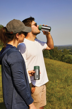 Logo trade mainoslahja kuva: Musta+Blum-eristetty matkamuki ruostumatonta terästä